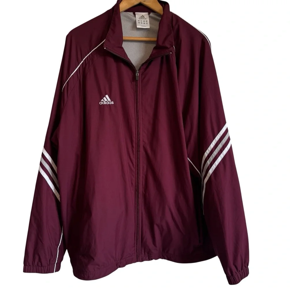 Adidas Men’s Maroon Windbreaker Jacket Lightweight Athletic Style Size XL